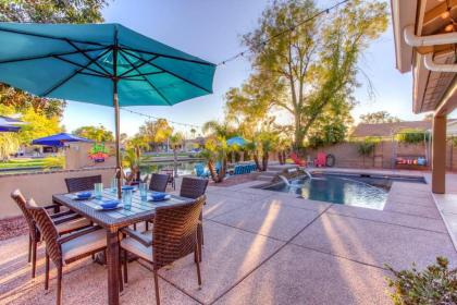 Mesa Lake Front House With Pool and Hot Tub - image 11