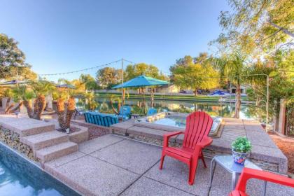 Mesa Lake Front House With Pool and Hot Tub - image 15