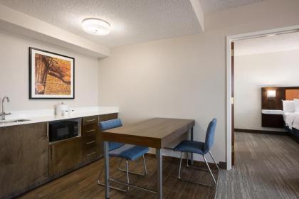 Hampton Inn & Suites Dallas-Mesquite - image 14