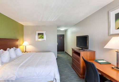 Quality Inn Mesquite - Dallas East - image 7