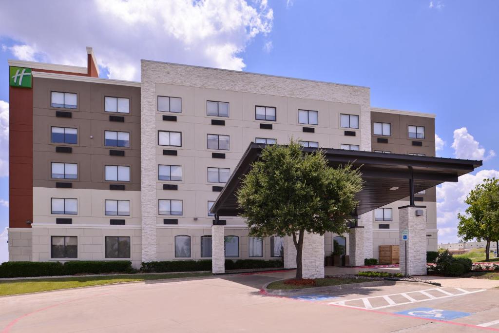Holiday Inn Express Hotel and Suites Mesquite an IHG Hotel - main image