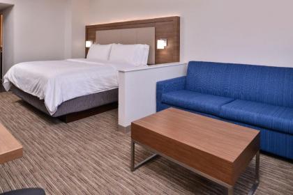 Holiday Inn Express Hotel and Suites Mesquite an IHG Hotel - image 11