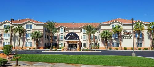 Highland Estates Resort Hotel - main image