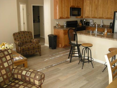 Nevada Mesquite Vacation Rentals - image 4