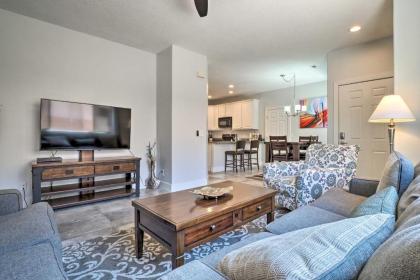 Downtown Resort Condo with Pool Golf and Gamble! - image 9