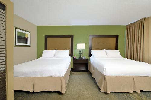 Holiday Inn Metairie New Orleans Airport - image 3