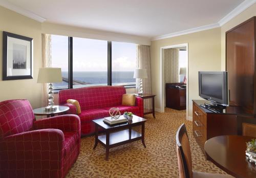 New Orleans Marriott Metairie At Lakeway - image 7