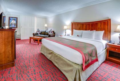 Ramada by Wyndham Metairie New Orleans Airport - image 14