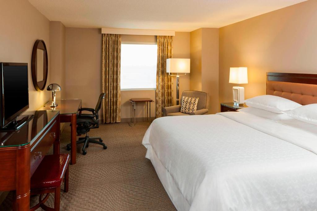 Sheraton Hotel Metairie New Orleans - image 6