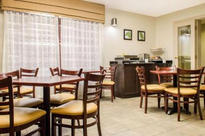 Sleep Inn & Suites Metairie - image 3