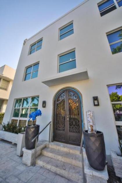 South Beach Luxury Apartments - image 1