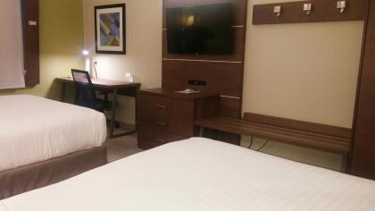 Holiday Inn Express & Suites - Miami an IHG Hotel - image 7