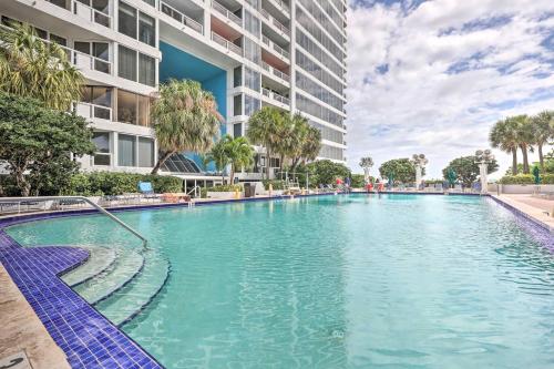 Waterfront High-Rise Condo - Miami Beach 5 Mi - main image