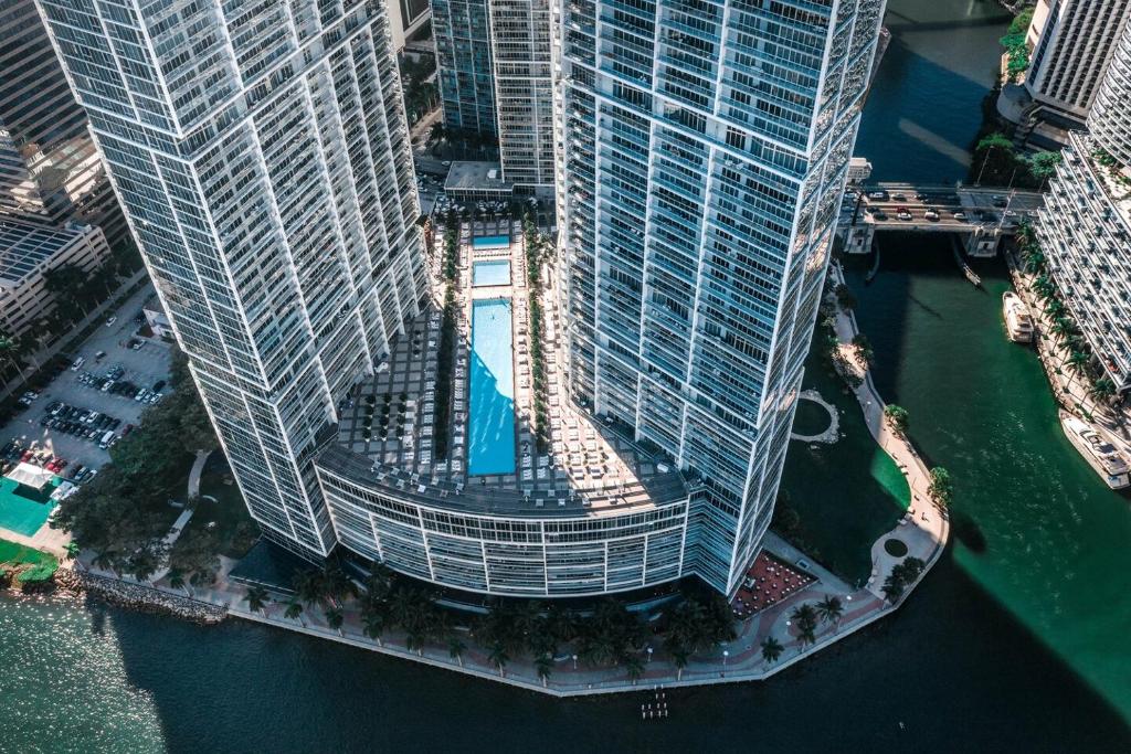 Brickell Avenue URBAN RESORT - main image