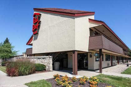 Red Roof Inn Michigan City - image 10