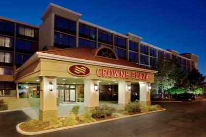 Crowne Plaza Cleveland Airport an IHG Hotel - image 19