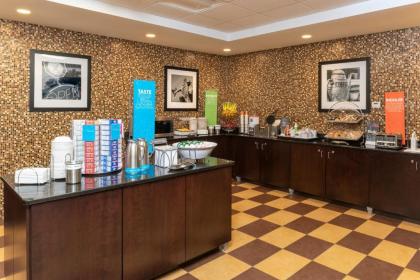 Hampton Inn & Suites Cleveland-Airport/Middleburg Heights - image 3