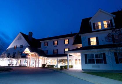 Courtyard middlebury Vermont