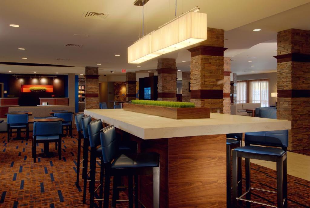 Courtyard by Marriott Madison West / Middleton - image 5