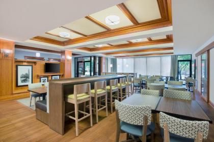 Hampton Inn Middletown - image 10