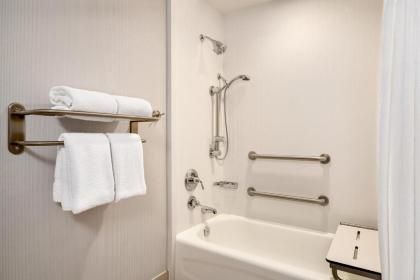 Courtyard by Marriott Middletown Goshen - image 7