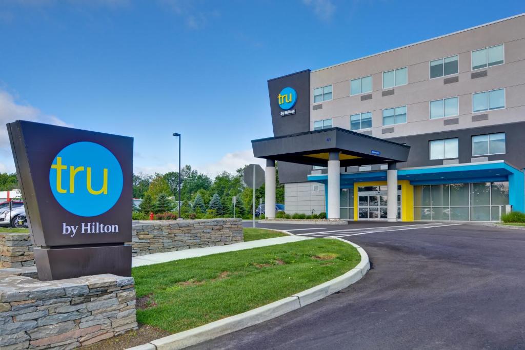 Tru By Hilton Middletown - main image