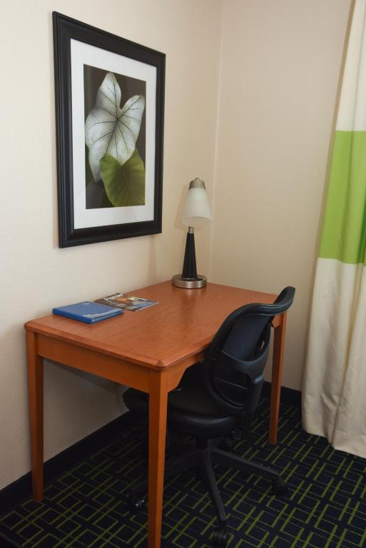 Fairfield Inn Middletown Monroe - image 7