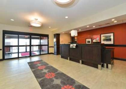 Hampton Inn Middletown - image 7