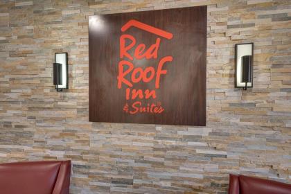 Red Roof Inn & Suites Middletown RI - image 12