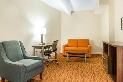 Quality Inn and Suites Newport - Middletown - image 11