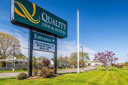 Quality Inn and Suites Newport - Middletown - image 7