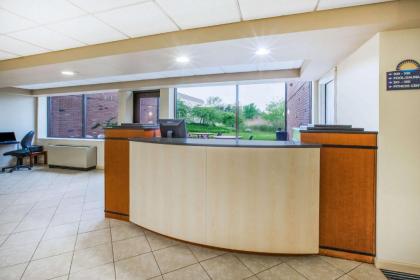 Days Inn by Wyndham Midland - image 15