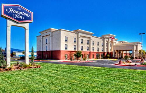 Hampton Inn Midland - main image