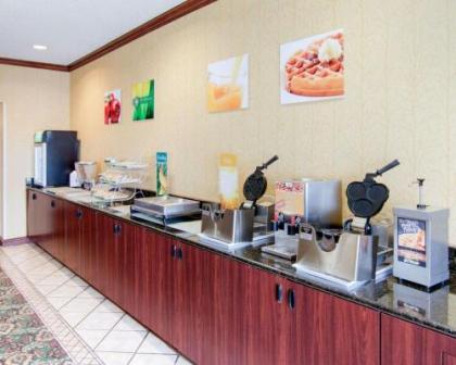 Quality Inn Midland - image 2