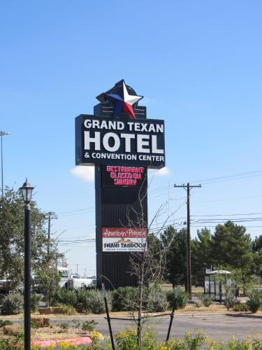 Grand Texan Hotel and Convention Center - main image