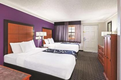 La Quinta Inn by Wyndham Midland - image 2