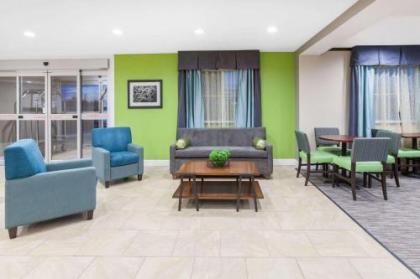 Baymont by Wyndham Midland Center - image 3