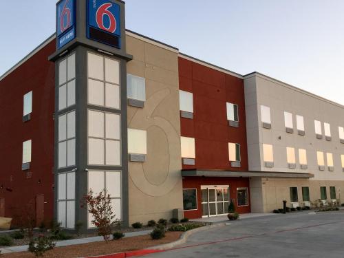 Motel 6-Midland TX - image 4