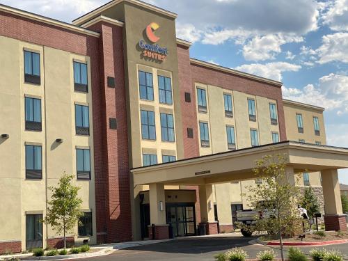 Comfort Suites Midland West - main image