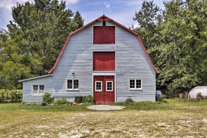 Terre Haute Manor Farmhouse with Deck and Grounds - image 9