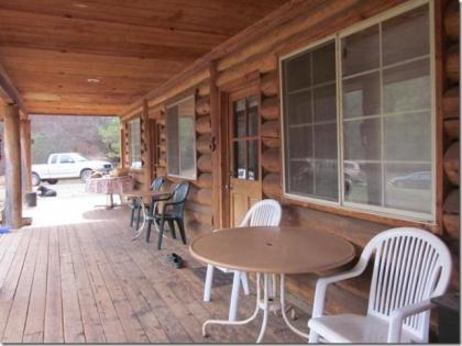 Bear Creek Cabins midpines California