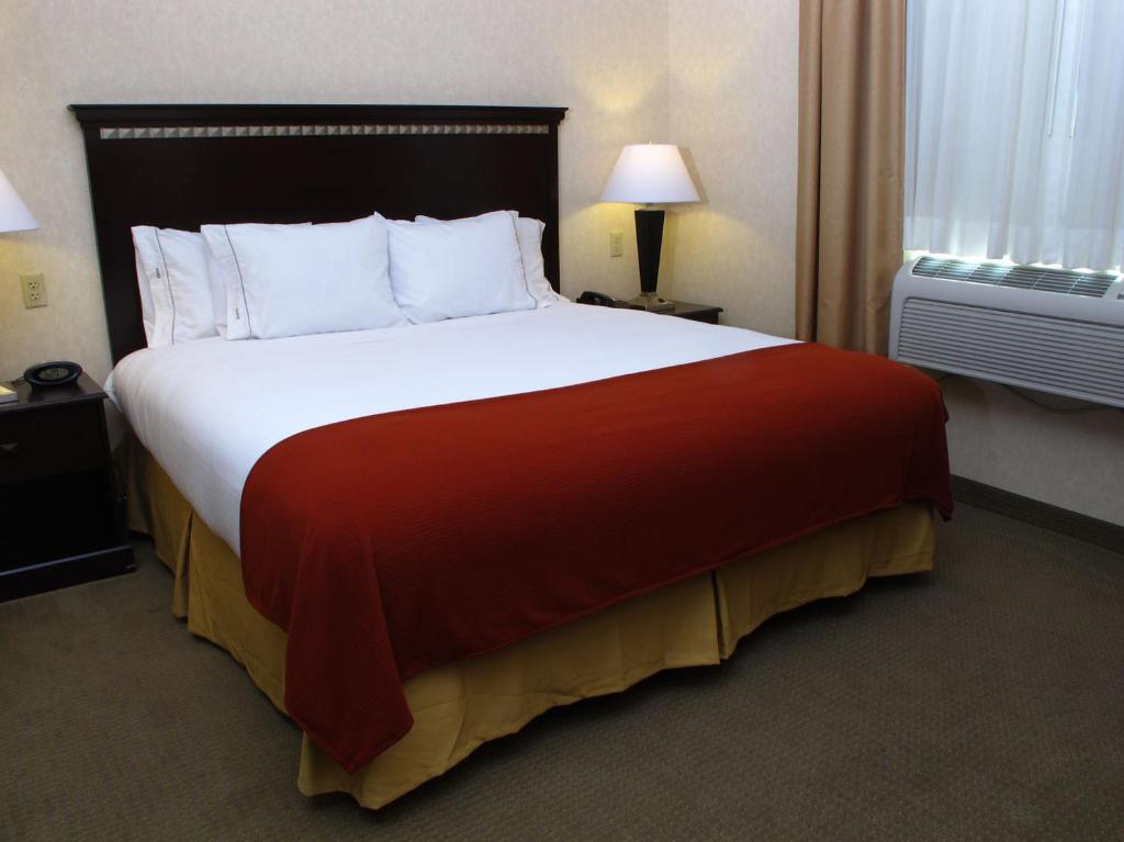 Holiday Inn Express Salt Lake City South - Midvale an IHG Hotel - image 2