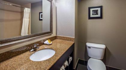 Best Western Plus Midwest City Inn & Suites - image 5