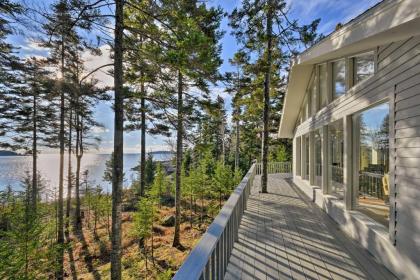 Oceanfront Cottage on 2 Acres - 4 Miles to Town! - image 15