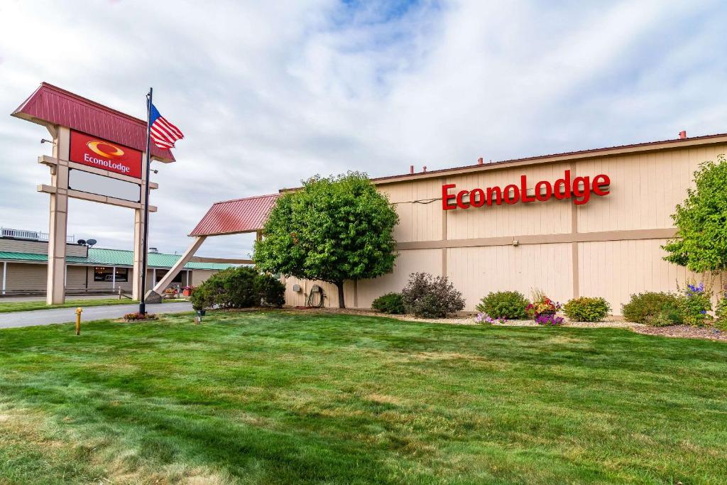 Econo Lodge Miles City - main image