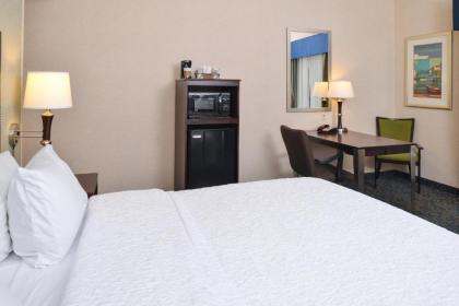 Hampton Inn Milford - image 4