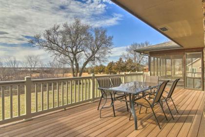 Secluded Milford Lake Home with Screened Porch Deck - image 10