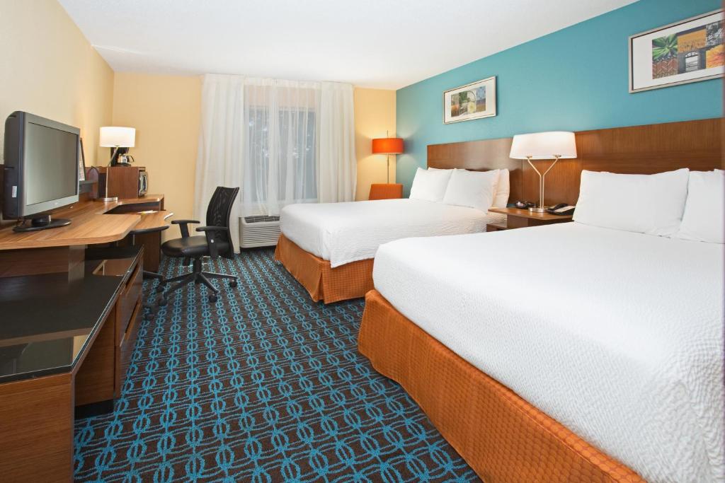 Fairfield Inn & Suites Boston Milford - image 2