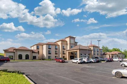 Comfort Inn  Suites milfordCooperstown milford