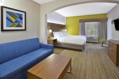 Holiday Inn Express Hotel & Suites Cincinnati Northeast-Milford an IHG Hotel - image 8